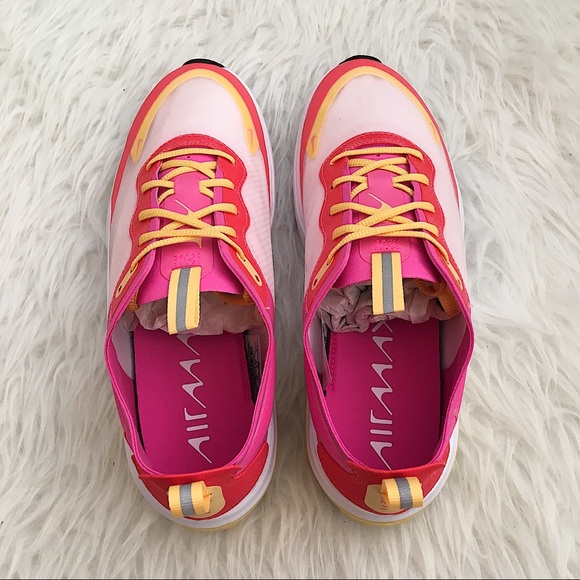 Nike Air Max Dia Women’s Sneakers - Picture 5 of 7